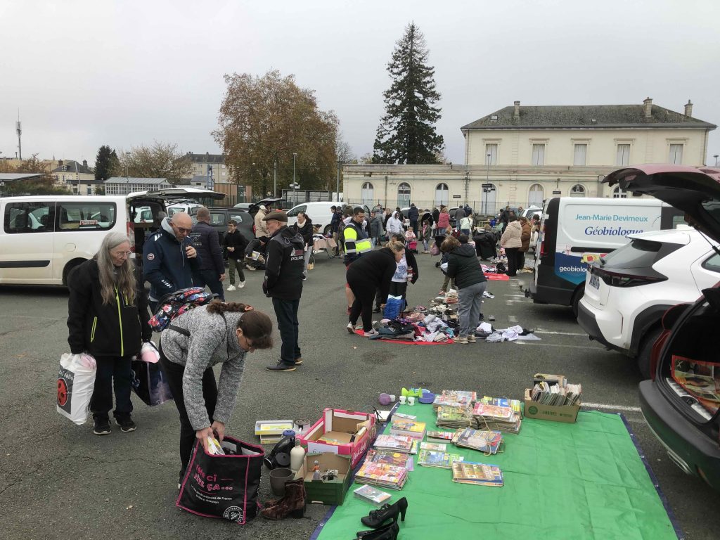 Marché du gratuit 11/2025